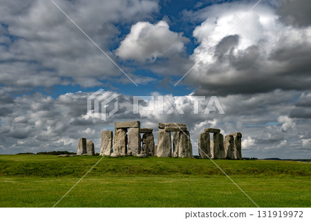 Mystic Stone Formation Of Stonehenge Near Salisbury In The United Kingdom Mystic Stone Formation Of Stonehenge Near Salisbury In The United Kingdom 131919972