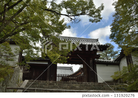 Manshuin Monzeki: Imperial Envoy Gate (Sakyo Ward, Kyoto City) 131920276