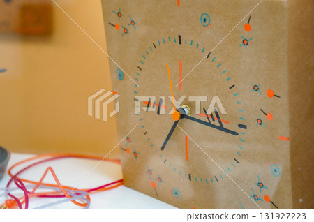 原創設計的手工鐘錶原型 131927223