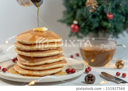 聖誕煎餅配楓糖漿 131927568