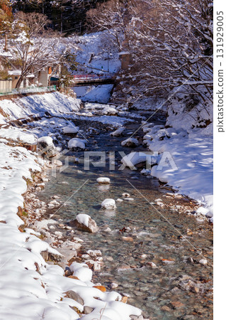 A stream on a snowy morning A stream on a snowy morning 131929005