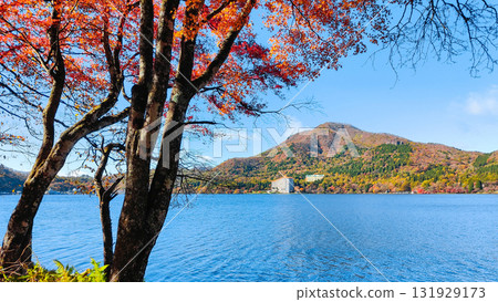 榛名山、榛名湖、神壁山(秋季) 榛名山、榛名湖、神壁山(秋季) 131929173