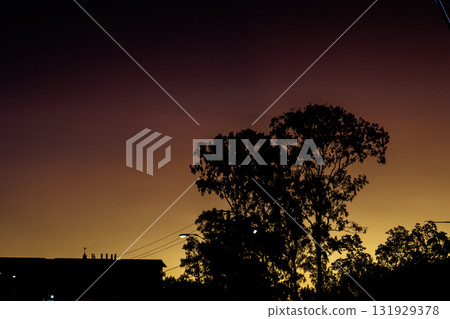 Sky dyed in sunset 131929378