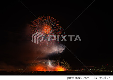 Fukuroi Enshu fireworks in Fukuroi City (Shizuoka Prefecture) Fukuroi Enshu fireworks in Fukuroi City (Shizuoka Prefecture) 131930176