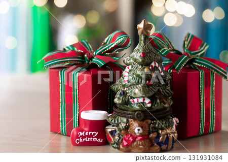 Christmas presents in illuminated bags Christmas presents in illuminated bags 131931084