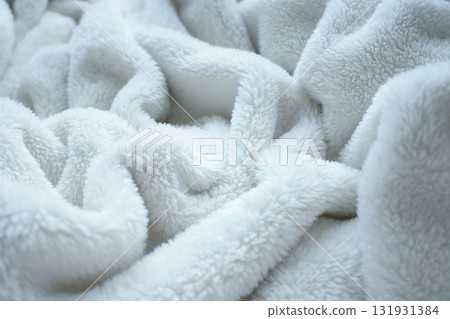 white soft fluffy blanket textile 131931384