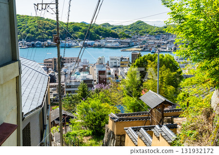 <Hiroshima Prefecture> Onomichi, a hilly town 131932172
