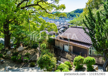 <Hiroshima Prefecture> Onomichi, a hilly town 131932903