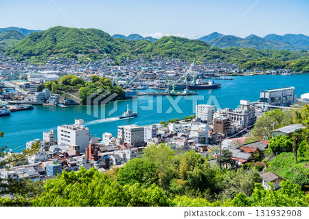 <廣島縣>尾道市街景及山頂景觀的全景 131932908