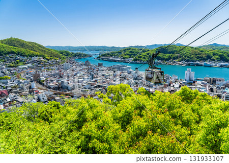 <廣島縣>尾道市街景及山頂景觀的全景 131933107