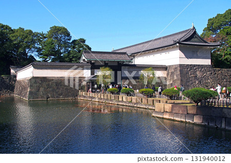 Otemon Gate of the former Edo Castle (Imperial Palace) [Chiyoda Ward, Tokyo] 131940012
