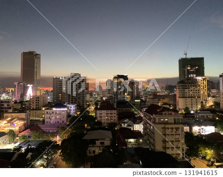 Phnom Penh night view and sunset cityscape | Cambodian cityscape 131941615
