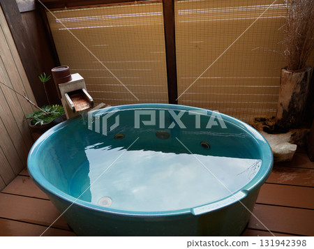 日本旅遊勝地酒店的私人露天浴池景觀 131942398