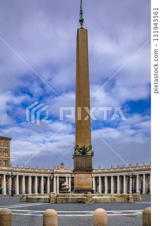 St. Peter's Square 131943561
