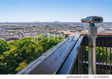 從觀景台眺望小牧山城(愛知縣小牧市) 從觀景台眺望小牧山城(愛知縣小牧市) 131948605