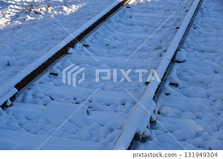 Snow covered railway line Snow covered railway line 131949304