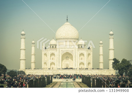 World Heritage Taj Mahal (Agra, India) World Heritage Taj Mahal (Agra, India) 131949908