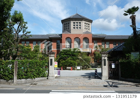 Doshisha Women's College of Liberal Arts main gate Doshisha Women's College of Liberal Arts main gate 131951179