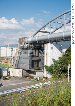 水管橋/渡槽與地面連接 131951750