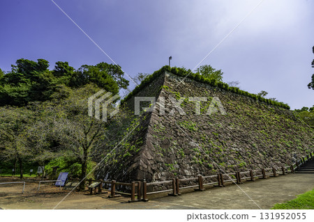 Nobeoka Castle Ruins: Stone Walls of the Thousand-Murderers, Nobeoka City, Miyazaki Prefecture 131952055