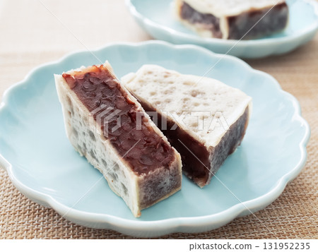 Kintsuba on a plate 131952235