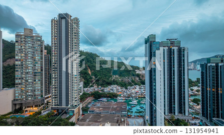 Sept 28 2025 Residential House in Yau Tong Urban Setting Sept 28 2025 Residential House in Yau Tong Urban Setting 131954941
