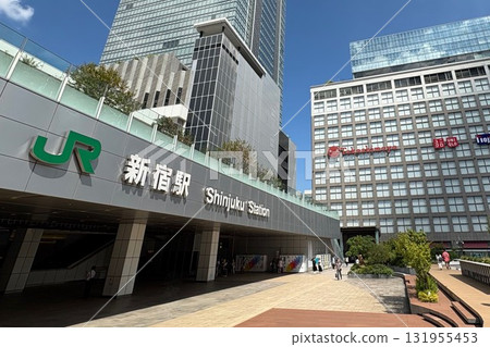 JR新宿站新南口 131955453