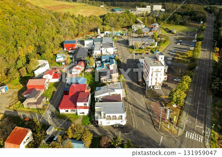 北海道豐臣溫泉度假小鎮的鳥瞰圖 北海道豐臣溫泉度假小鎮的鳥瞰圖 131959047