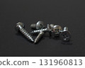 螺絲釘 131960813