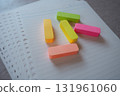 活頁紙和便條 131961060