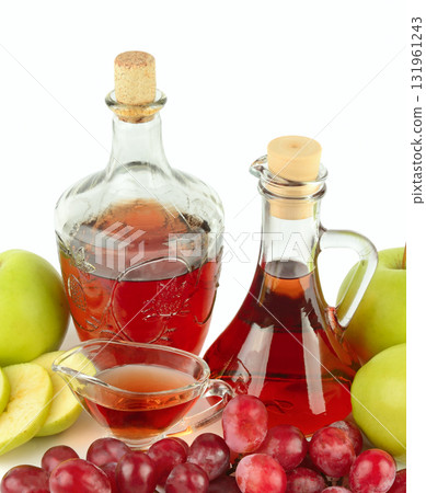 Healthy Fermented Apple and Grape Beverages Healthy Fermented Apple and Grape Beverages 131961243