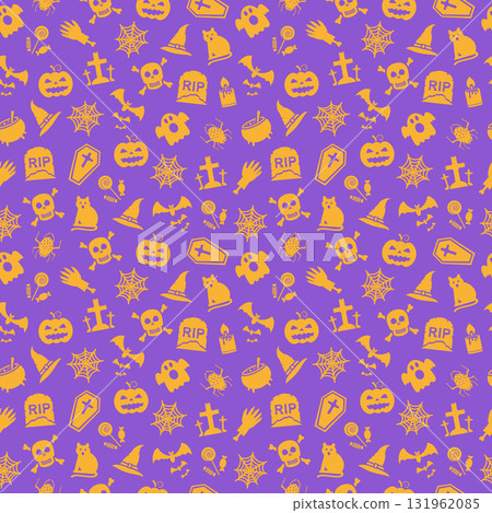 Cute Halloween seamless pattern on purple background 131962085