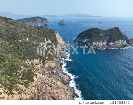 愛媛郡愛南町:由良岬皇居遺址和由良岬燈塔 愛媛郡愛南町:由良岬皇居遺址和由良岬燈塔 131963802