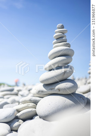 Scenery with stones Nariishi Beach (Kotoura Town) 131966877