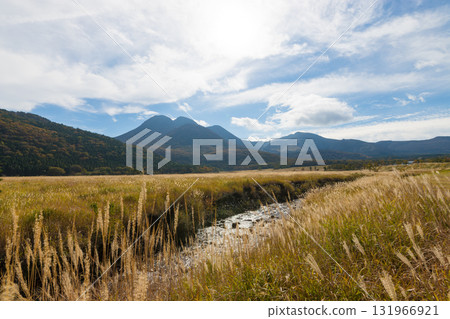 Scenery of Chojabaru (Kokonoe Town, Oita Prefecture) Scenery of Chojabaru (Kokonoe Town, Oita Prefecture) 131966921