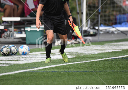 Soccer lineman 131967553