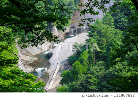 Fubuzuki waterfall 131967688