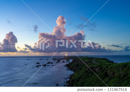 黎明前東平安岬的壯麗景色 黎明前東平安岬的壯麗景色 131967918
