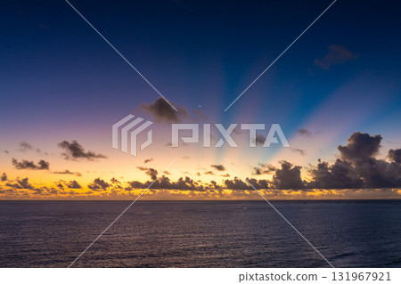 黎明前東平安岬的壯麗景色 131967921