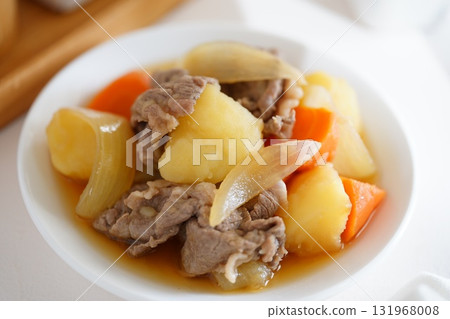 肉和土豆 131968008