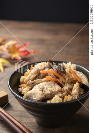 Canned salmon and mushroom rice 131969663