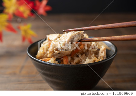 罐裝鮭魚蘑菇飯 131969669