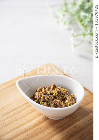grain mustard grain mustard 131970428
