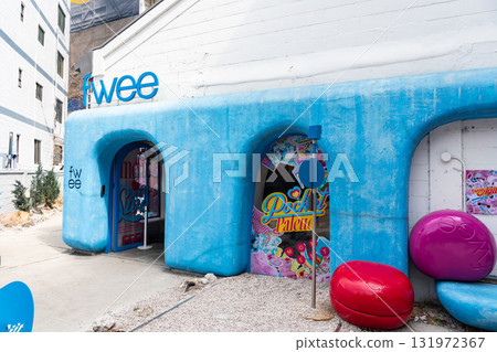 在韓國首爾聖水站附近的韓國化妝品店 fwee 購物 131972367