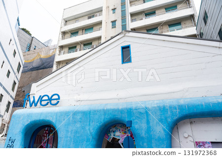 韓國首爾聖水站附近的韓國化妝品店 fwee 131972368