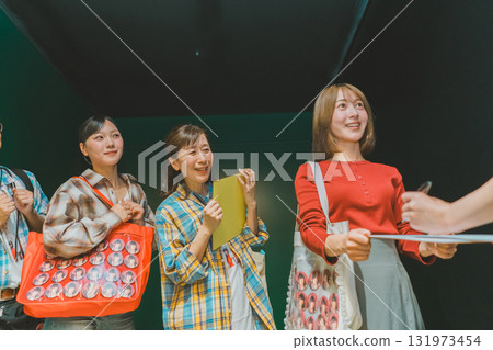 偶像 追星 演唱會 131973454