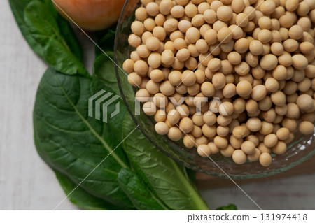 Soybeans and lots of vegetables in a bowl 131974418