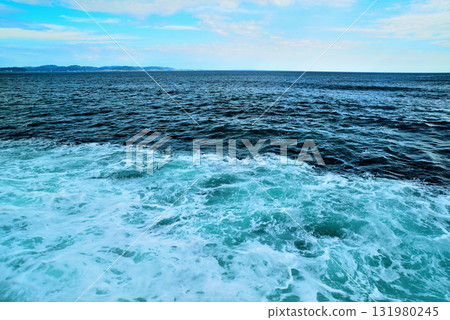 Enoshima, Sagami Bay before the storm seen from Shonan Great Embankment, Nimbostratus 131980245