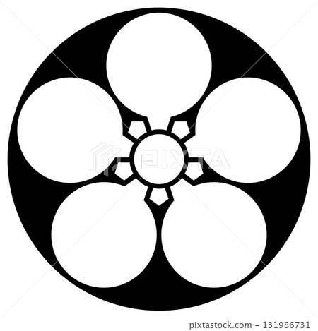 這是家族徽章。它的名字是石持仁貫梅缽。 這是家族徽章。它的名字是石持仁貫梅缽。 131986731