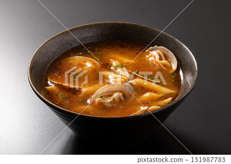 Soup pasta (seafood tomato garlic) Soup pasta (seafood tomato garlic) 131987783